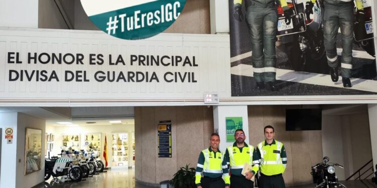 Resumen de la reunion celebrada con el Excmo. Señor General Jefe de la Agrupacion De Trafico de la Guardia Civil.