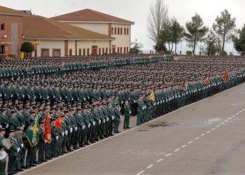 CAMBIO EN LA RESOLUCIÓN QUE ASIGNABA LOS PRÁCTICAS DE LOS GUARDIAS ALUMNOS