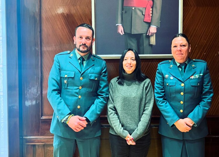 IGC se reúne con la Directora General de la Guardia Civil, Mercedes González