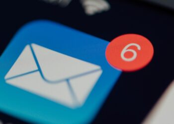 IGC SOLICITA QUE SE INFORME POR ESCRITO AL PERSONAL AFECTADO, DE LOS MOTIVOS DE NO ABONO DE LAS VACACIONES DE VERANO NO RETRIBUIDAS