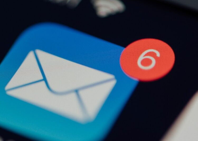 IGC SOLICITA QUE SE INFORME POR ESCRITO AL PERSONAL AFECTADO, DE LOS MOTIVOS DE NO ABONO DE LAS VACACIONES DE VERANO NO RETRIBUIDAS